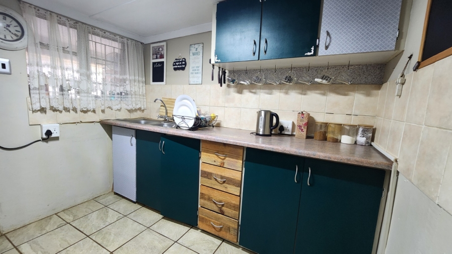 4 Bedroom Property for Sale in Vyfhoek A H North West